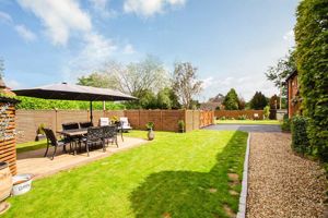 Photo 14- click for photo gallery